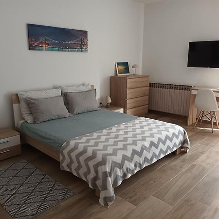 PUY Studio Apartman Dori מראה חיצוני תמונה