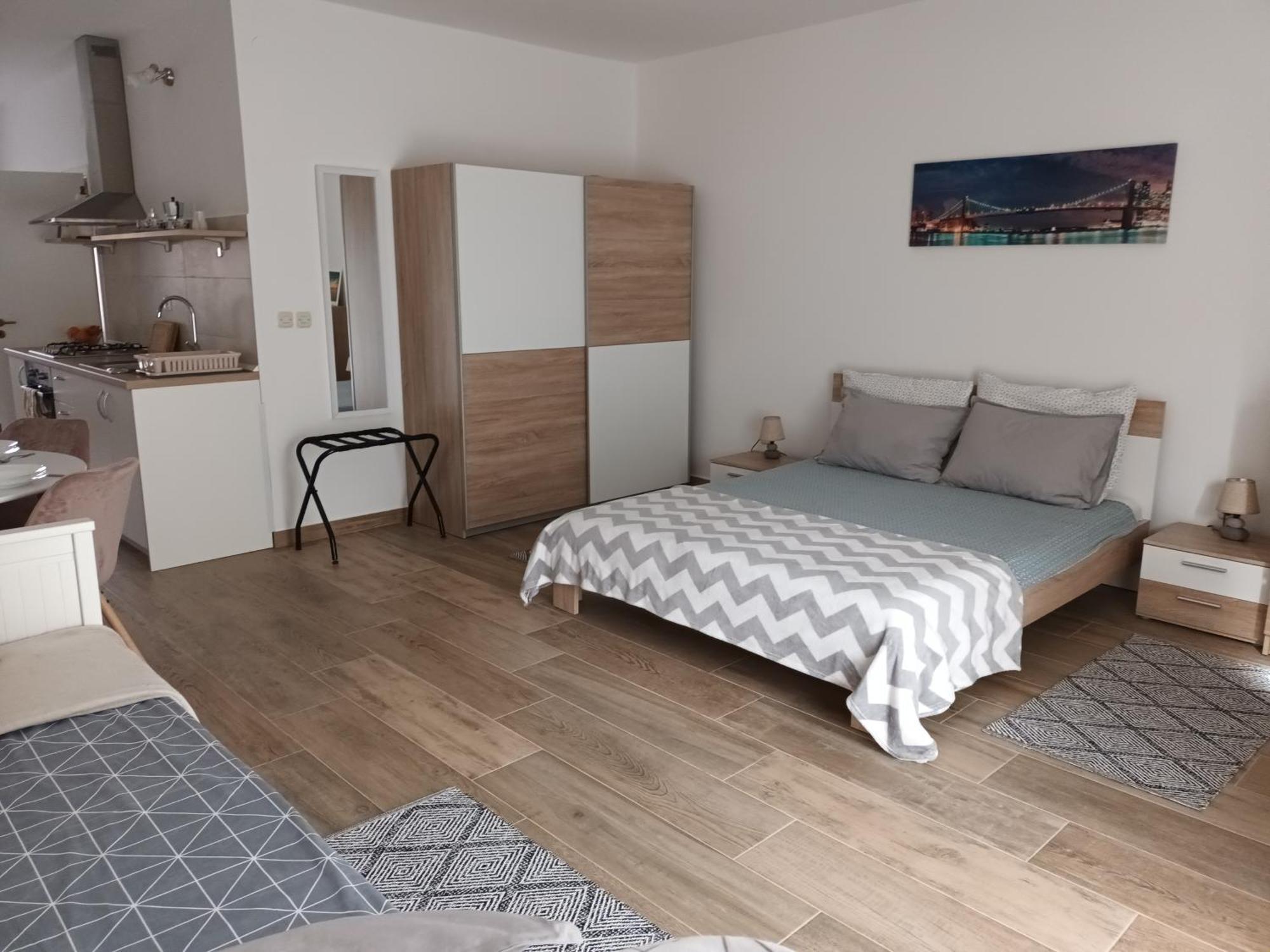 PUY Studio Apartman Dori מראה חיצוני תמונה